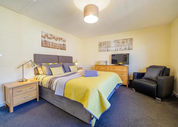 2 Brocklehurst Cottages
