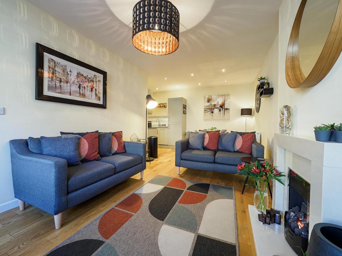 Holiday home 2 Brocklehurst *