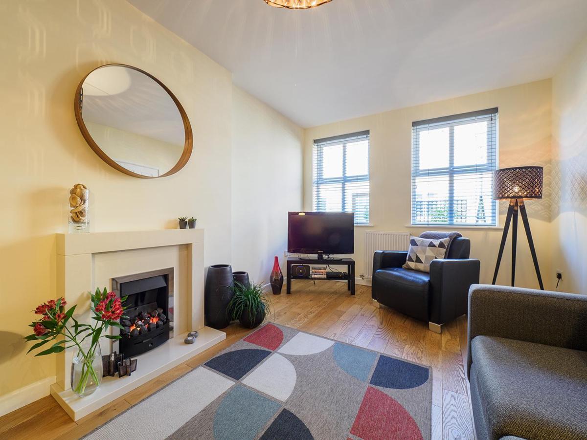 2 Brocklehurst Holiday home *