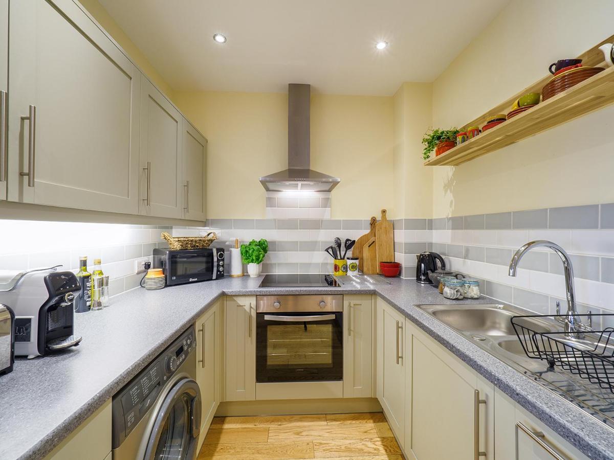 2 Brocklehurst Holiday home